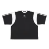 Αθλητικό T-shirt B με φαρδιά γραμμή «Μαύρο Λευκό» 699182TMVC41070