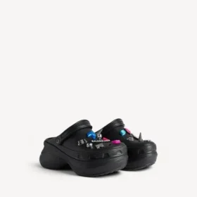 Γυναικεία μούλα Crocs™ Jibbitz™ σε μαύρο χρώμα