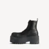 Γυναικεία μποτάκια με πλατφόρμα «Strike» σε μαύρο χρώμα