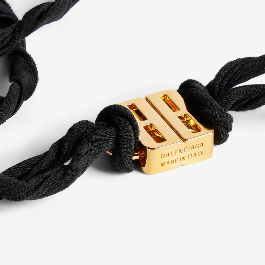 Γυναικείο κολιέ τύπου choker με νανοκορδέλα σε μαύρο/γυαλιστερό χρυσό