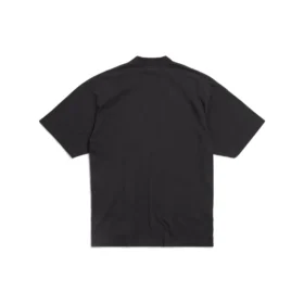 Πολιτικό T-shirt με στένσιλ «Μαύρο Λευκό» 764235TQVI51569