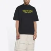 Retail Therapy T-shirt, μέτρια εφαρμογή, «Μαύρο-Κίτρινο» 612966TLVB11361