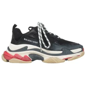 Sneakers Triple S “Black Red” 524037W09O11000